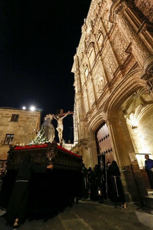 Procesión del Silencio de la Hermandad Universitaria de Salamanca