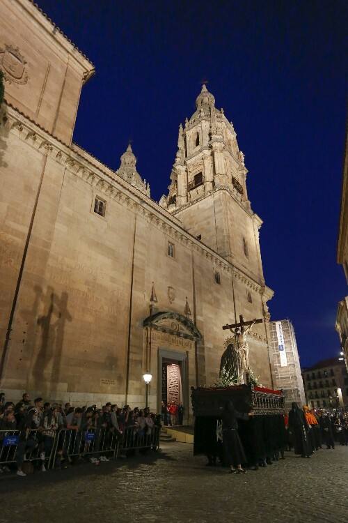 Procesión del Silencio de la Hermandad Universitaria de Salamanca