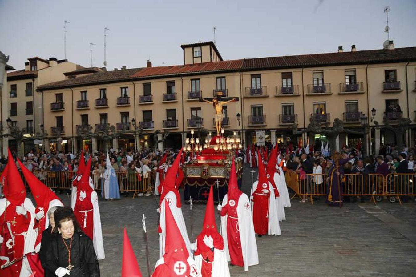 Procesión del Santo Vía Crucis de Palencia