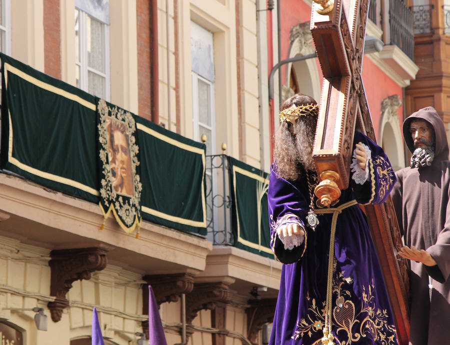 Procesión de Los Pasos en Palencia (1/2)