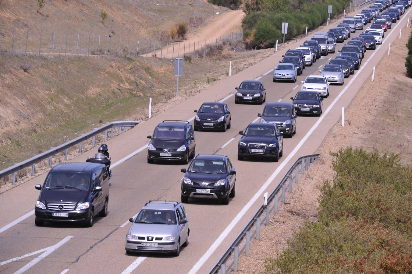 Atasco en la A-6 a la altura de Rueda