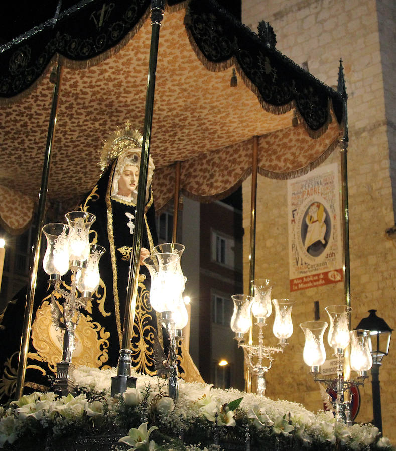 Procesión de la Virgen de la Soledad en Palencia