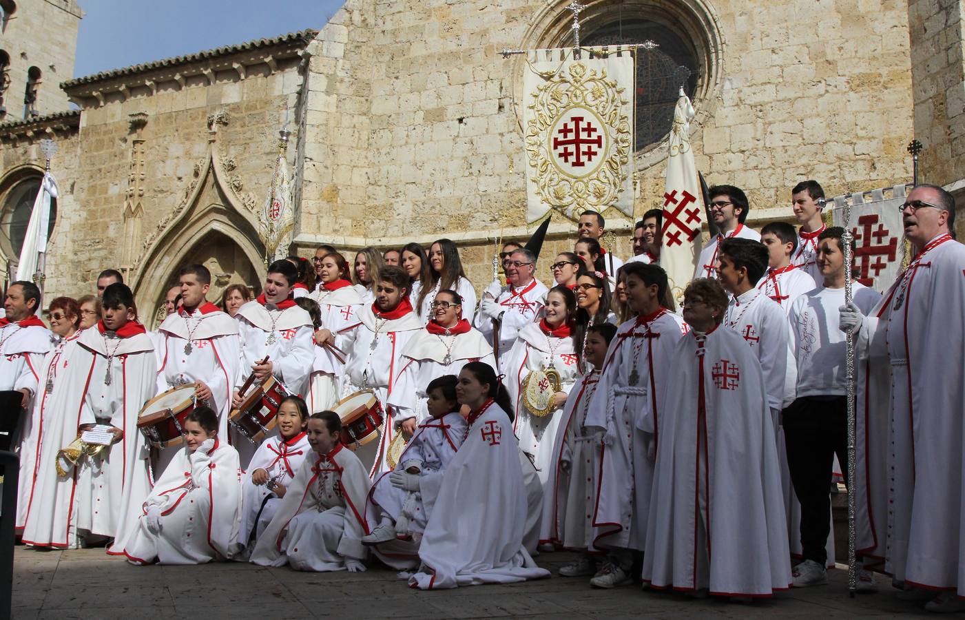 El Rompimineto del Velo pone fin a la Semana Santa palentina