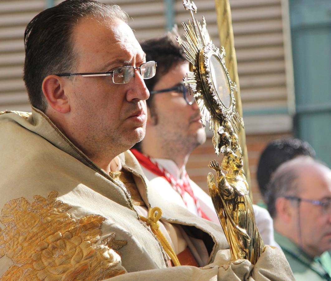 El Rompimineto del Velo pone fin a la Semana Santa palentina