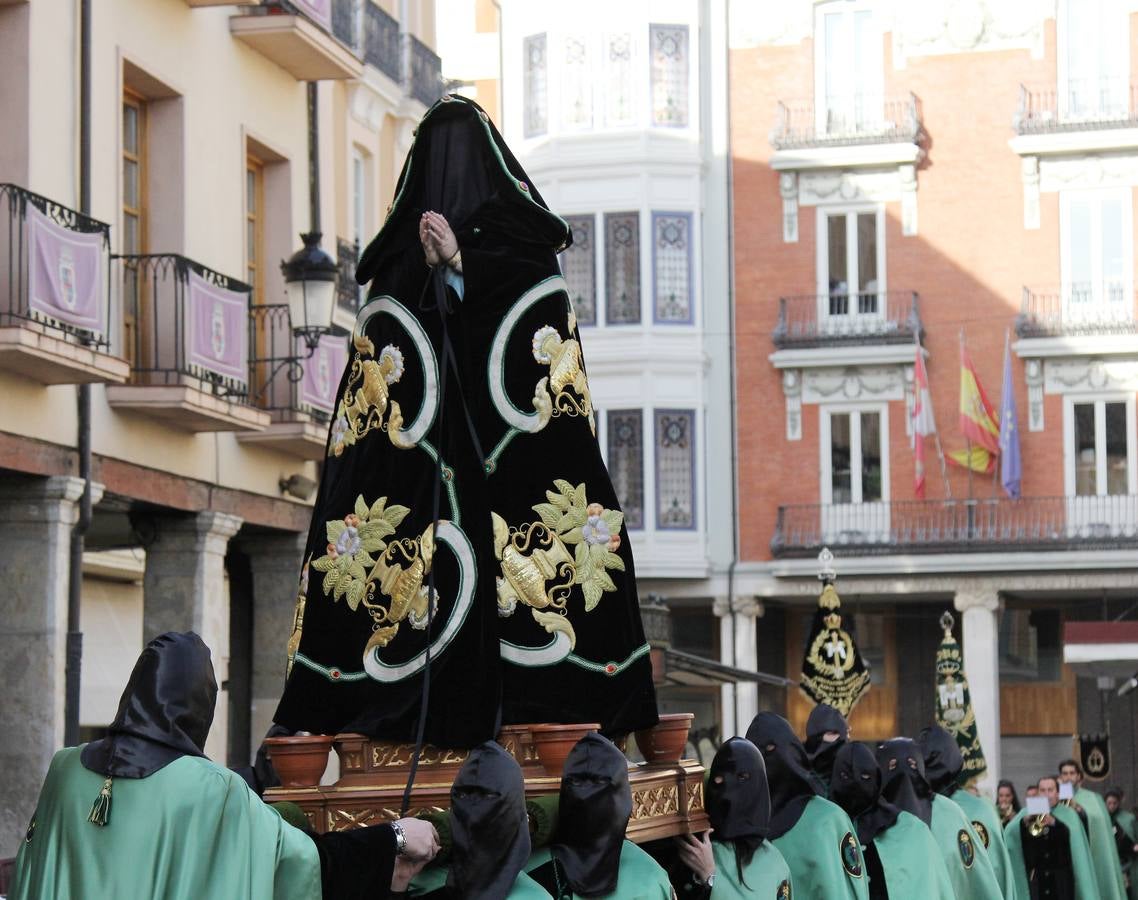 El Rompimineto del Velo pone fin a la Semana Santa palentina