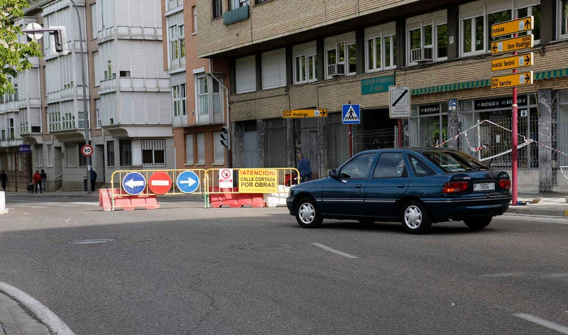 Corte de tráfico en la avenida de Castilla de Palencia por las obras del colector
