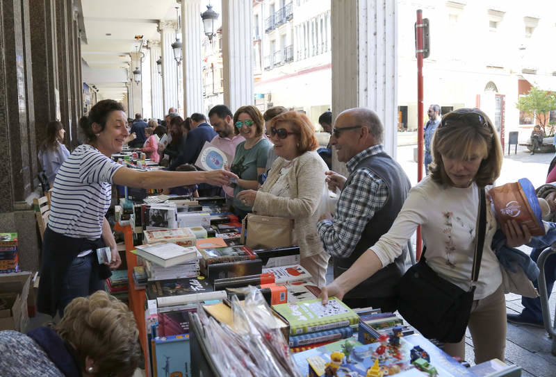 Día del Libro en la Calle Mayor de Palencia