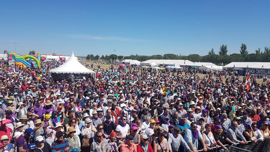 Ambiente en Villalar el Día de Castilla y León