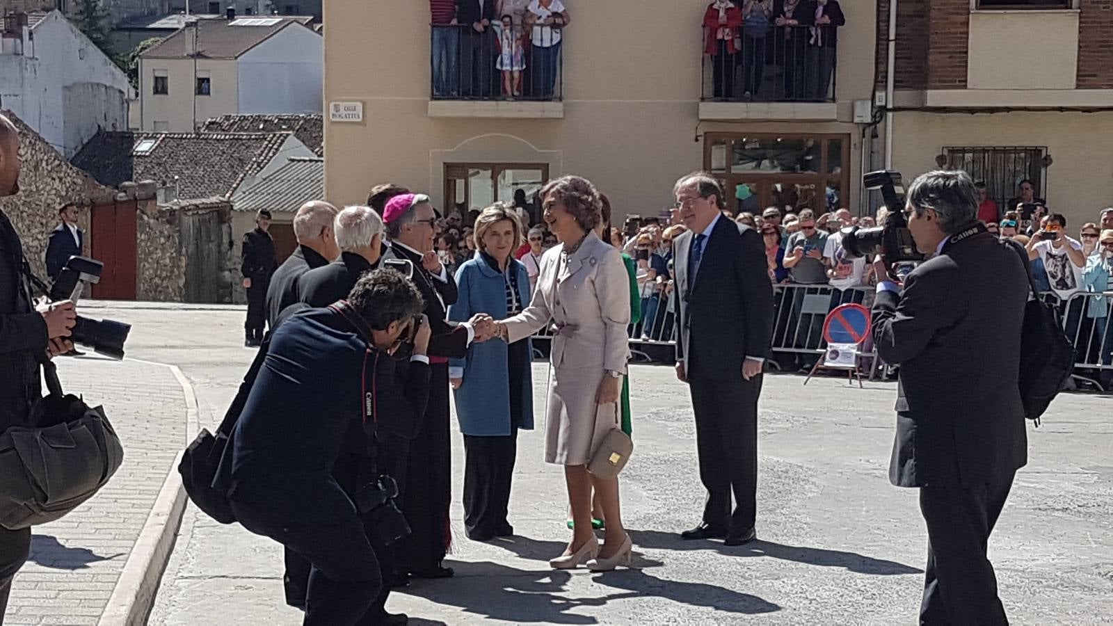 Cuéllar recibe a la Reina Sofía en la inauguración de la exposición &#039;Reconciliare&#039; de Las Edades del Hombre
