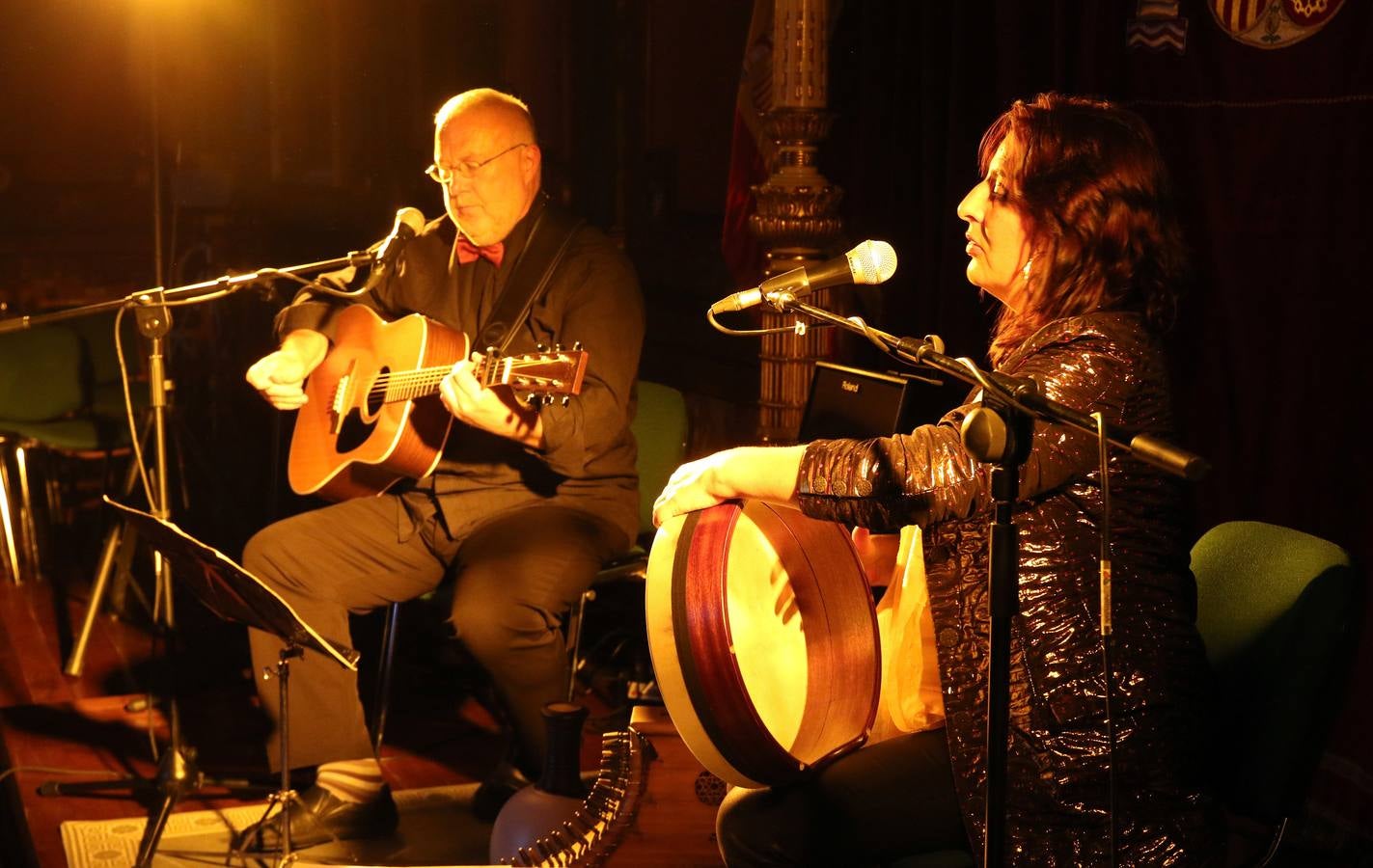 Begoña Olavide y Javier Bergia ponen música a los versos en el Aula de Cultura de El Norte de Castilla