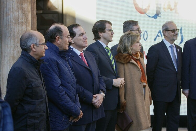 La vicepresidenta del Gobierno, Soraya Sáenz de Santamaría, inaugura la exposición de Miquel Barceló en Salamanca