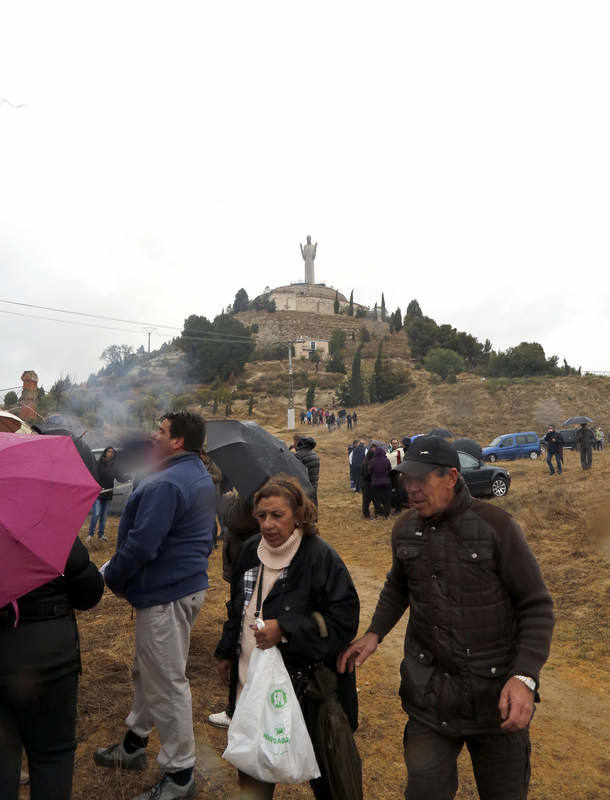 La pedrea del pan y el quesillo en Palencia 1/2