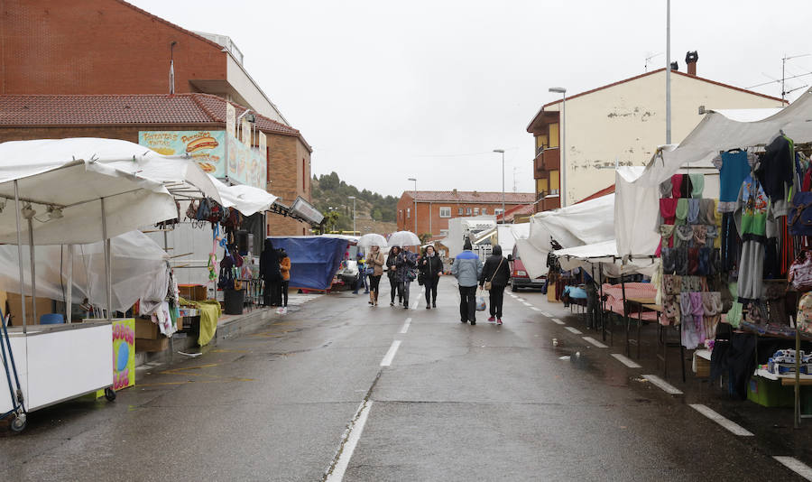 La pedrea del pan y el quesillo en Palencia 2/2