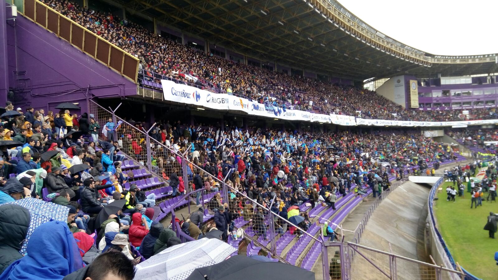 Ambiente en el estadio José Zorrilla por la Copa del Rey de Rugby