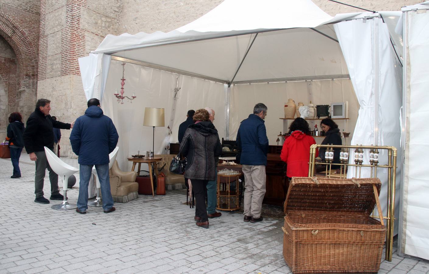 El mal tiempo merma el éxito de la Feria de Cuellar