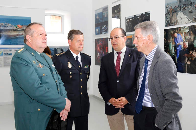 Inauguración de la exposición &#039;Misión Atalanta: La lucha contra la piratería en el Índico&#039; en el Centro Cultural Lecrác de Palencia