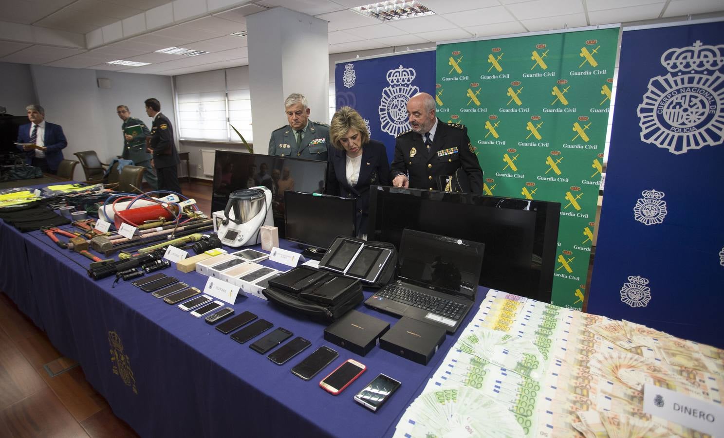 Material incautado en la operación &#039;Bemetas&#039; a la &#039;banda del BMW&#039;