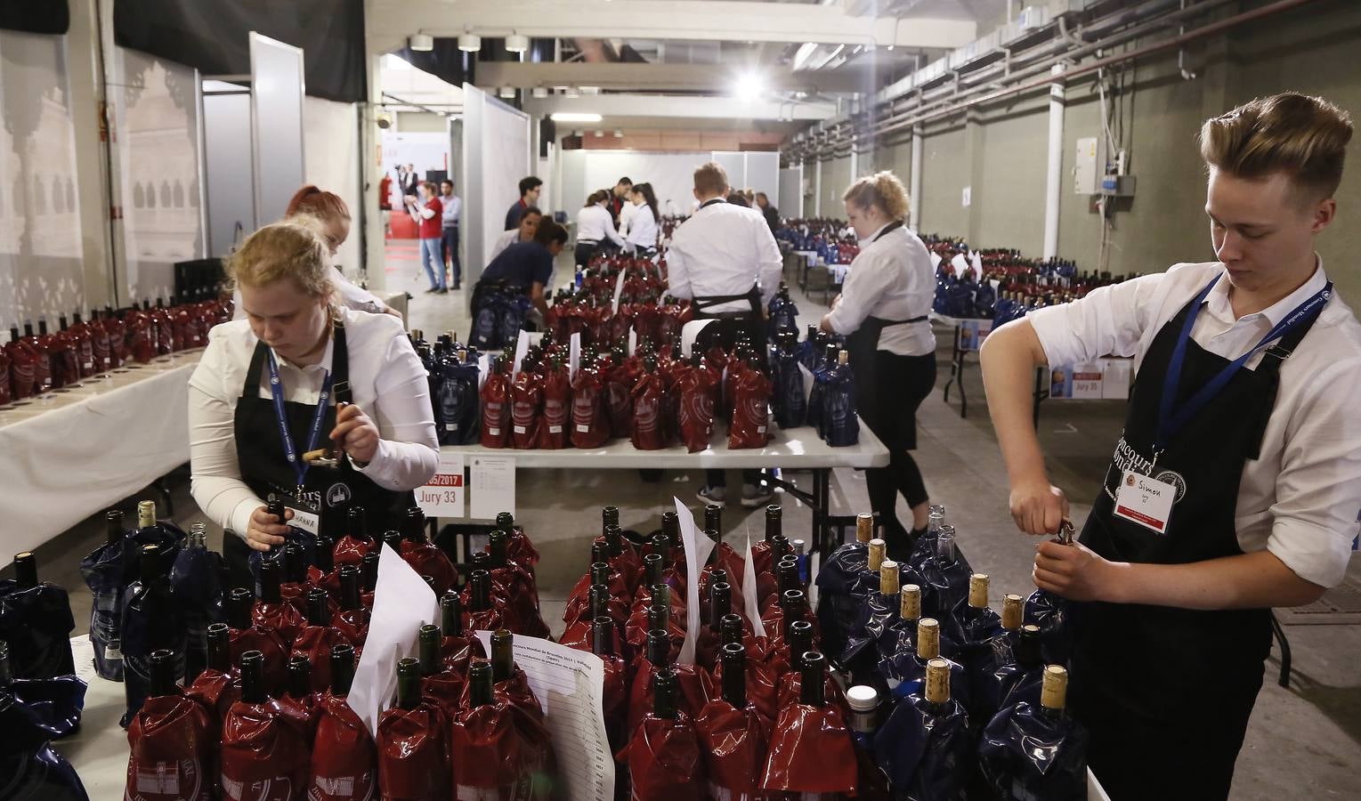 Arrancan en la Feria Internacional de Valladolid las catas a ciegas del Concurso Mundial de Bruselas