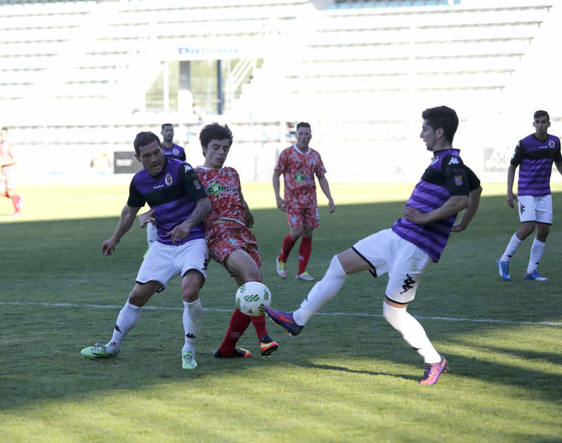 El Deportivo Palencia consuma su descenso ante el Guijuelo