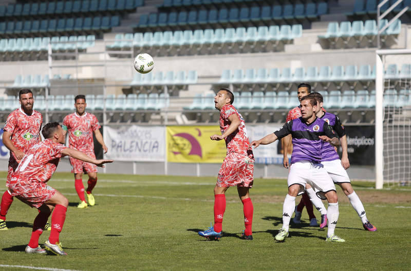 El Deportivo Palencia consuma su descenso ante el Guijuelo