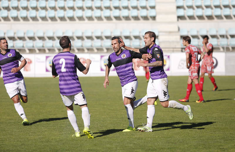 El Deportivo Palencia consuma su descenso ante el Guijuelo