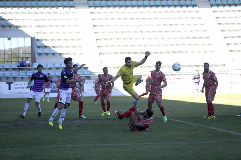 El Deportivo Palencia consuma su descenso ante el Guijuelo