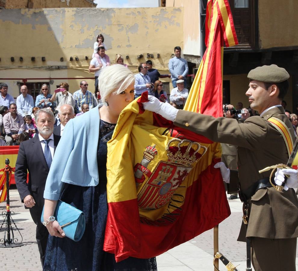 Paredes de Nava rinde honores a las Fuerzas Armadas (1/2)