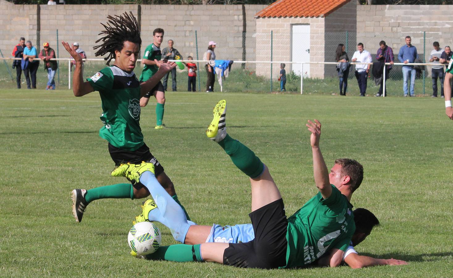 El Villamuriel pierde ante el Astorga y desciende a Regional