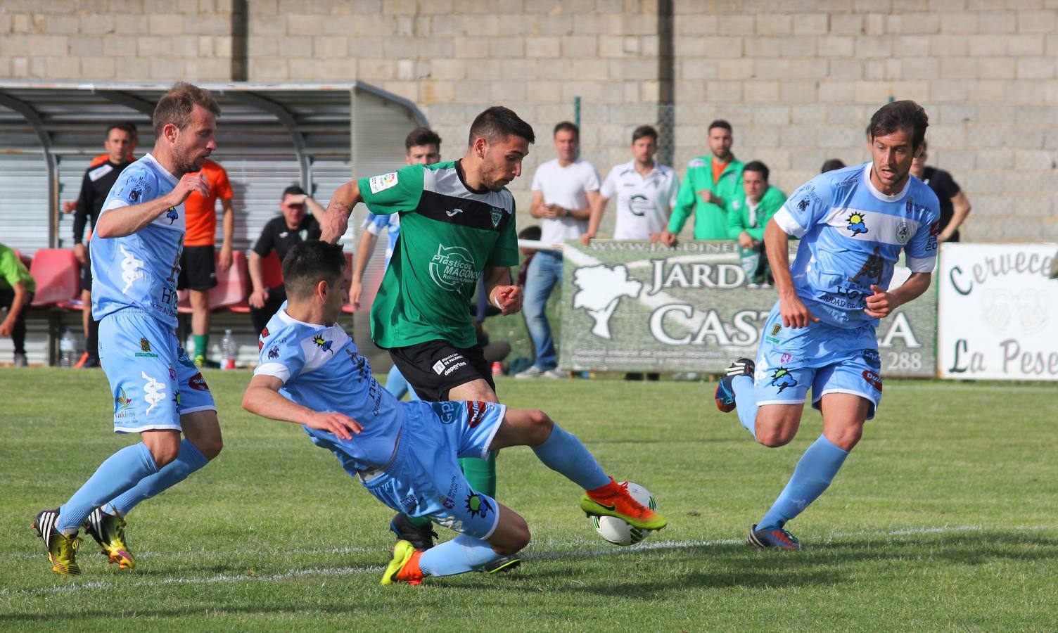 El Villamuriel pierde ante el Astorga y desciende a Regional