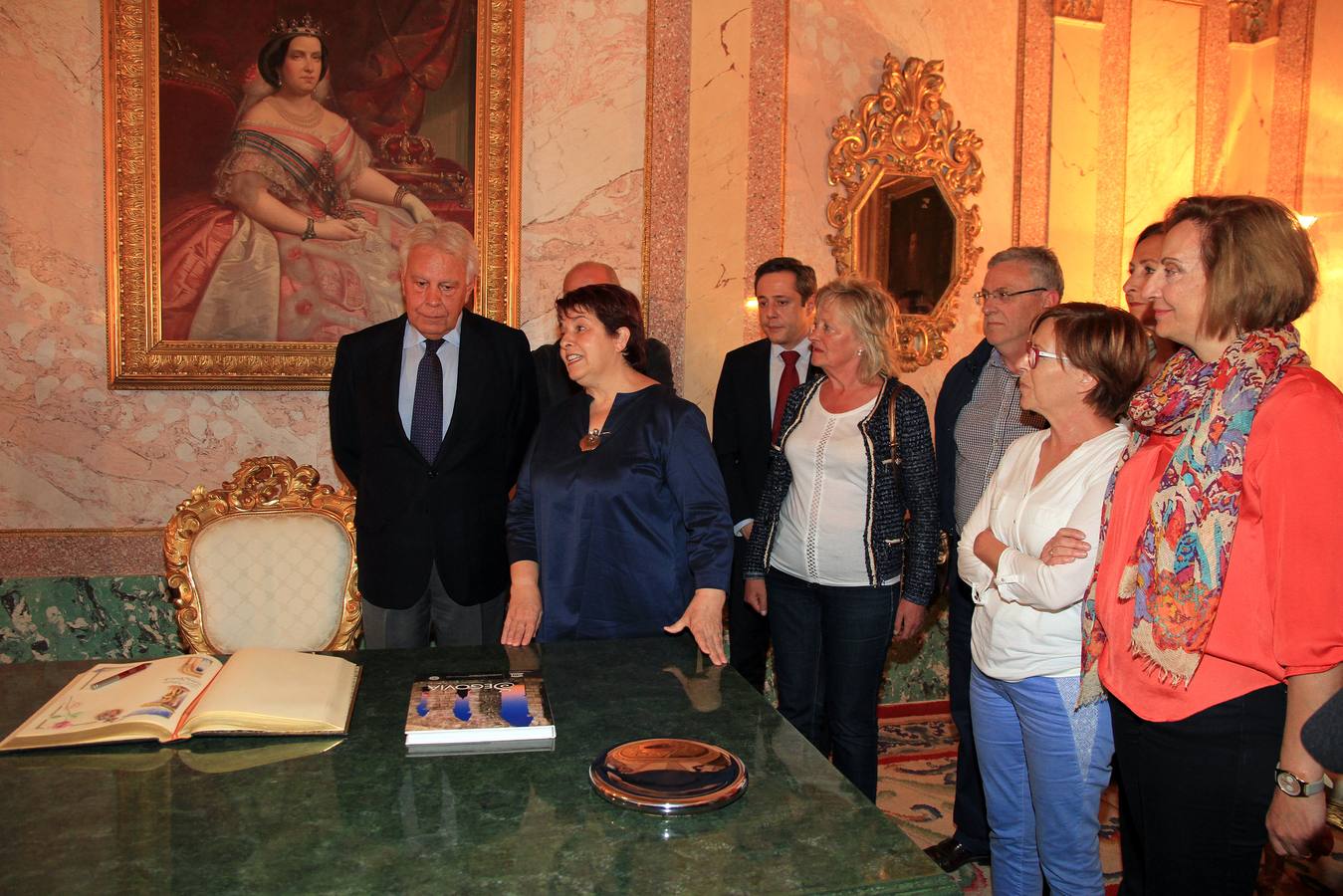 Felipe González visita Segovia