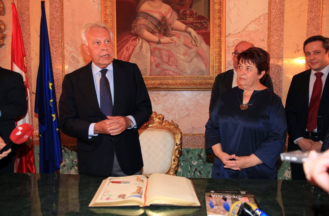 Felipe González visita Segovia