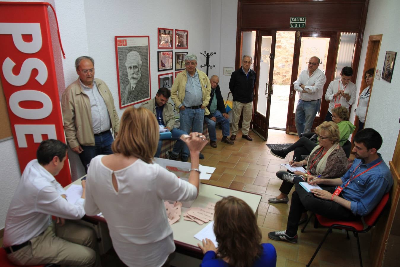 Los afiliados segovianos votan en las primarias del PSOE