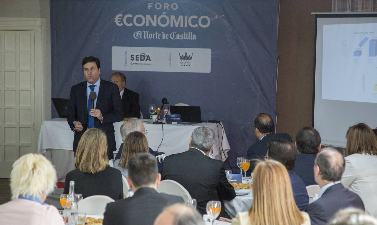 Carlos Fernández Carriedo, en el Foro Económico de El Norte de Castilla de Palencia