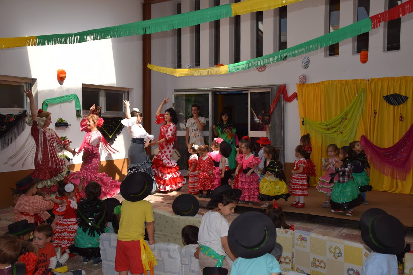 Feria de Abril en la guardería de Guardo (Palencia)