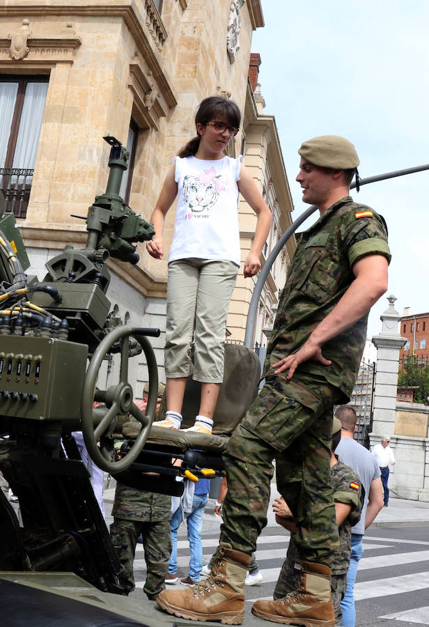 Exposición de las Fuerzas Armadas en Valladolid