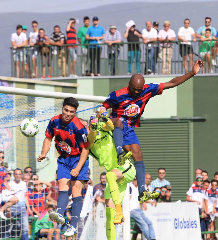 La Gimástica Segoviana asciende a Segunda División B (1/2)