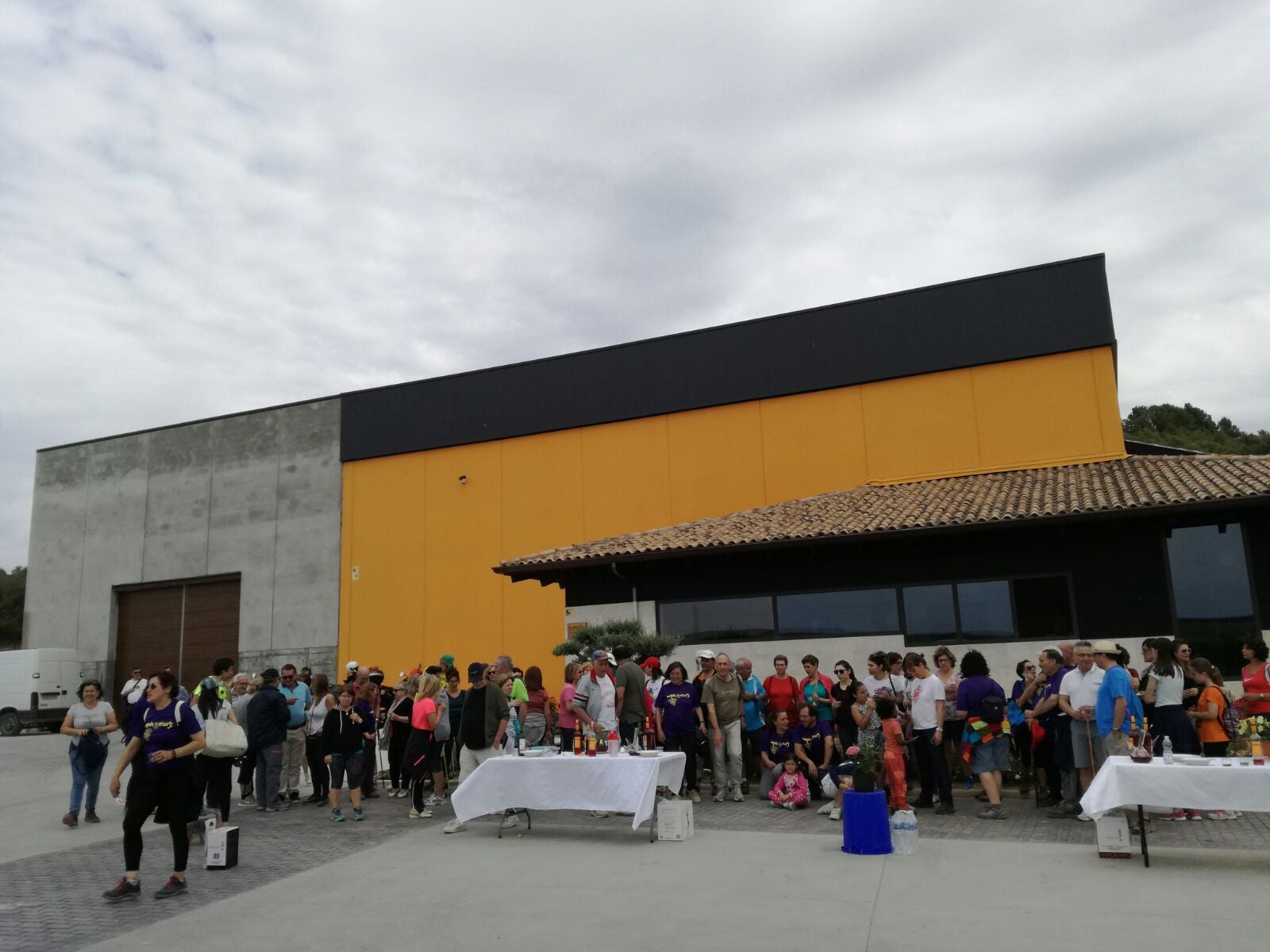 II Marcha solidaria en Mucientes a favor de la ONG Anawin