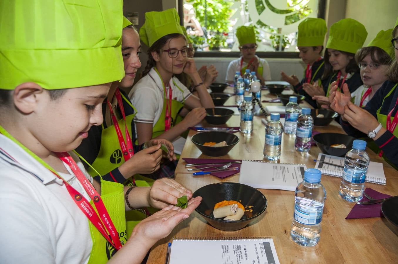Alumnos del colegio San José ejercen de jurado en el XIX Concurso Provincial de Pinchos de Valladolid