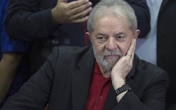 Lula da Silva, durante una rueda de prensa en la sede del Partido de los Trabajadores. 