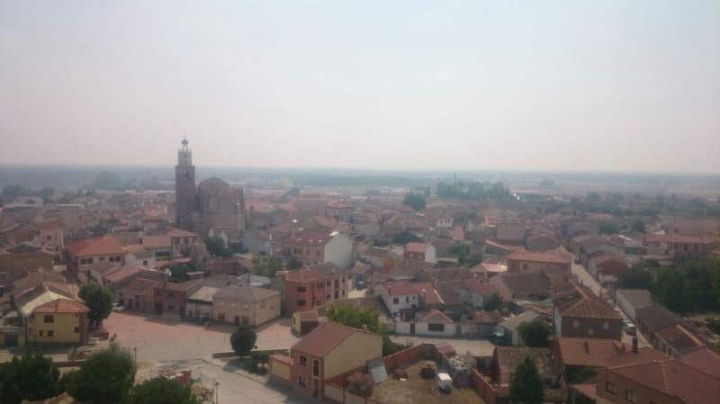 Imágenes del humo en Castilla y León por el incendio de Orense