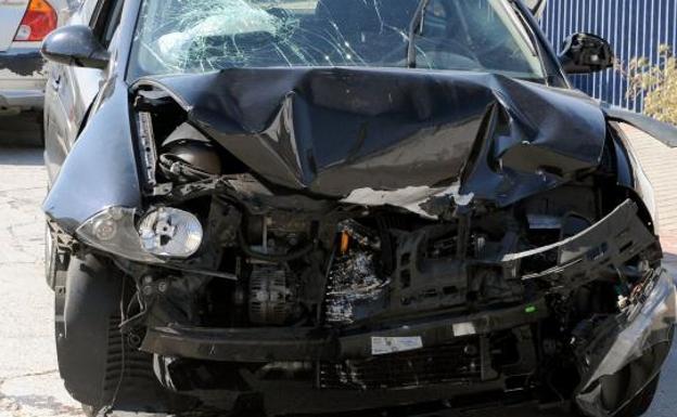Uno de los vehículos implicados en el accidente. 