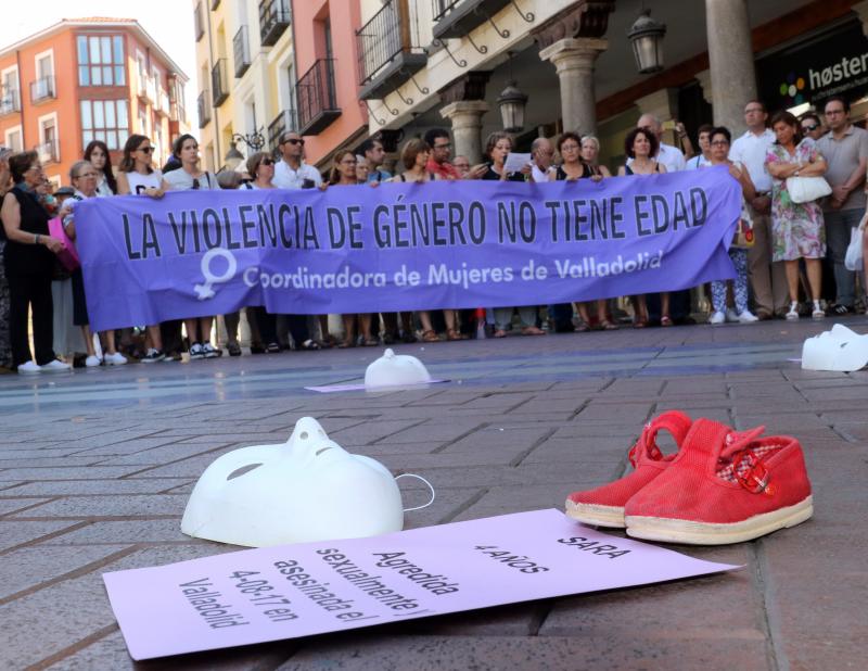 Concentración en Fuente Dorada por la niña de cuatro años que muere maltratada