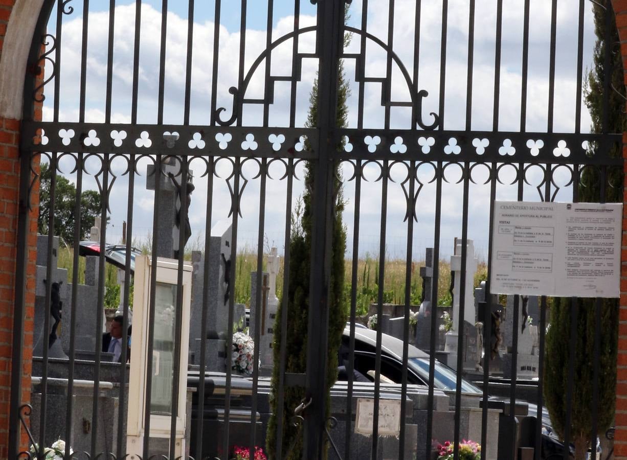 Funeral por la niña muerta por malos tratos