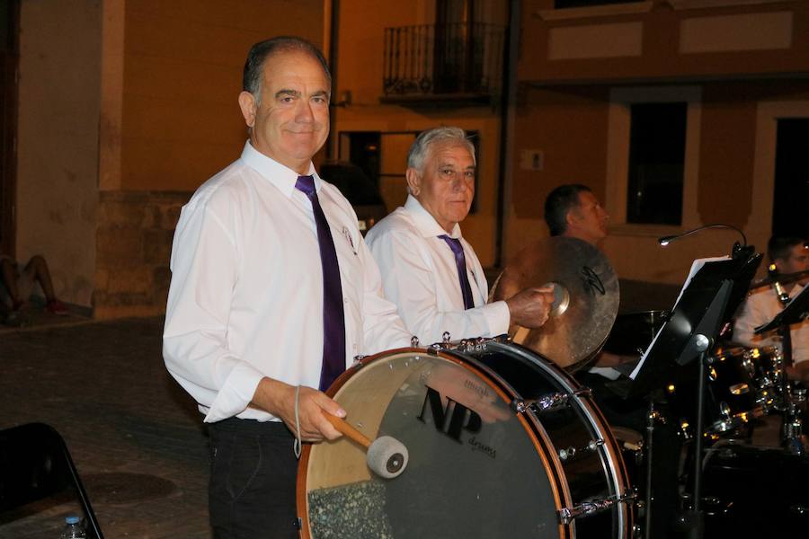 La Banda de Música de la Asociación Cultural Juvenil Baltanasiega rinde homenaje al poeta con una animada velada en Torquemada