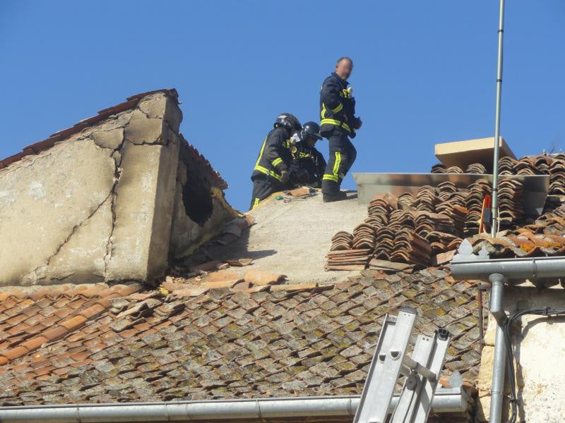 Arde la parte alta de un supermercado en Cantimpalos