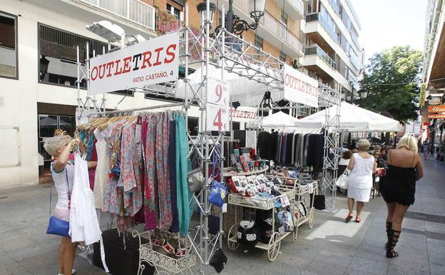 Fiesta de las Compras en la Calle con motivo de las Ferias y Fiestas de San Antolin en Palencia