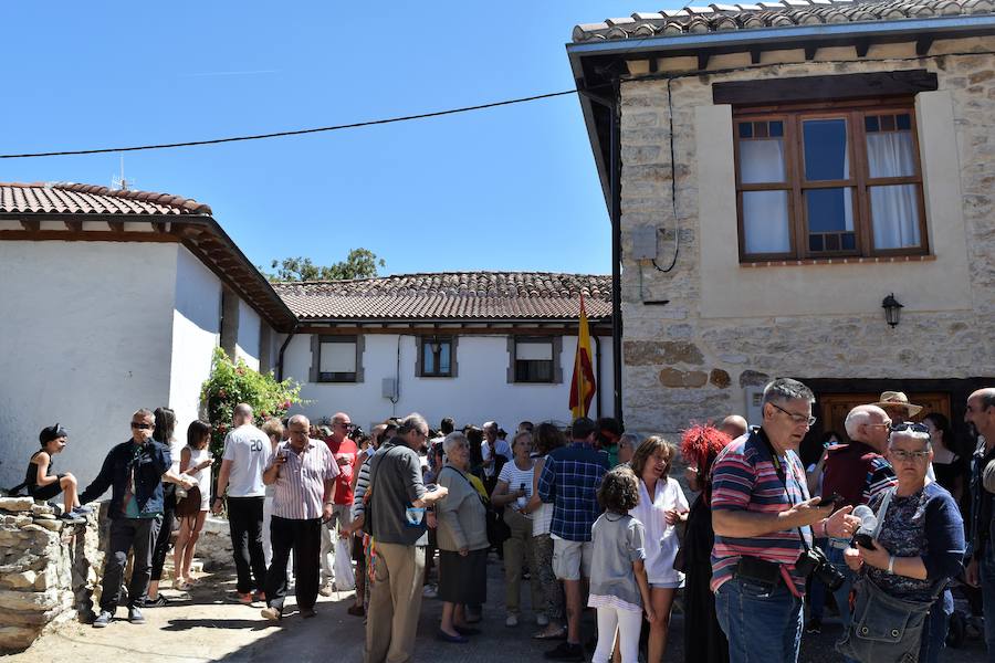 La localidad palentina celebró la fiesta de su patrón, San Lorenzo con un gran recorrido por las calles