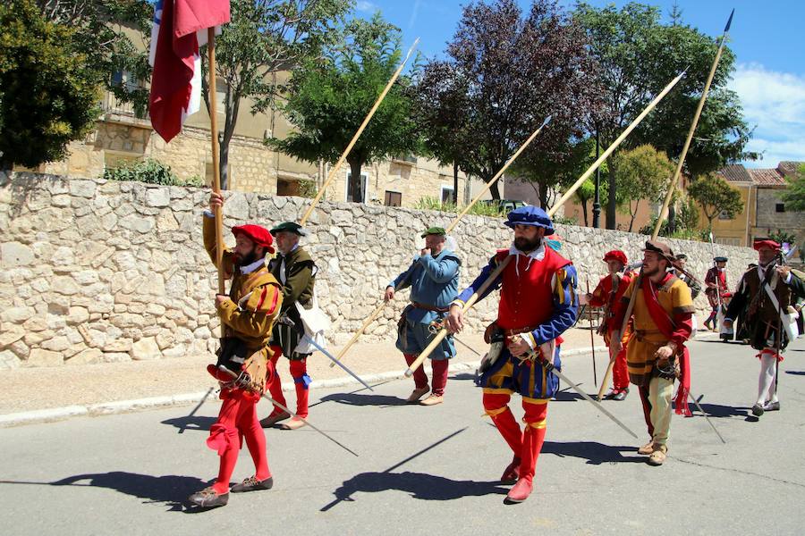 Los vecinos de la localidad palentina volvieron a ser fieles al emperador y el sábado cumplieron con el rito de recibir a Carlos V