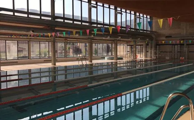 Instalaciones de la piscina climatizada del Real Sitio. 