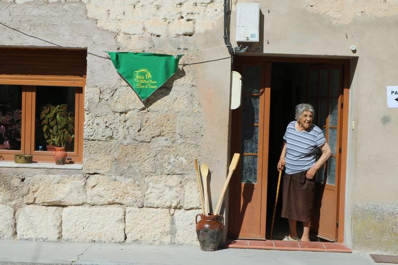 Siete profesionales del pan han acudido a la cita celebrada en la localidad palentina de Cobos de Cerrato